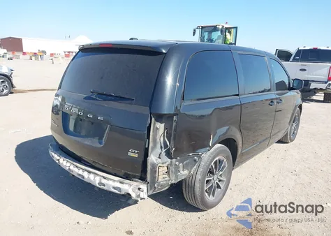 2019 Dodge Grand Caravan Gt z USA, uszkodzony, nr VIN 2C4RDGEG3KR614088